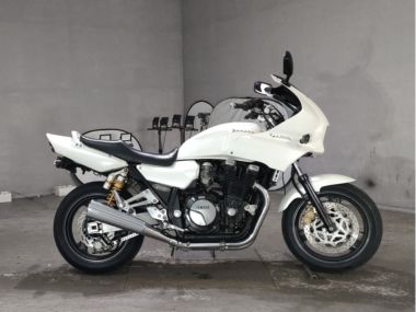 Yamaha XJR1200R