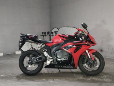 Honda CBR1000 Rr