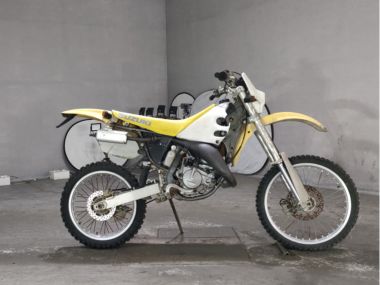 Suzuki RM125