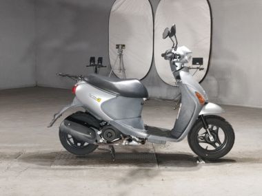 Suzuki Let's4