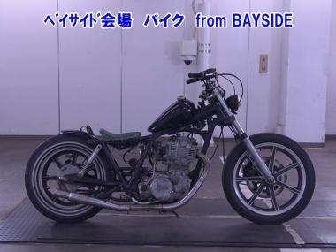 Yamaha SR400