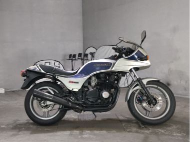 Kawasaki GPZ750