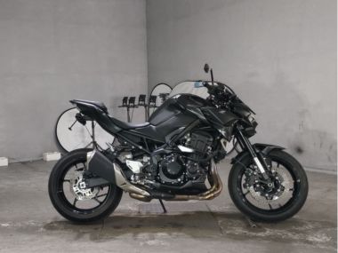 Kawasaki Z900
