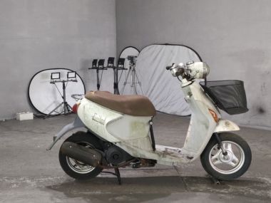 Suzuki Let's4