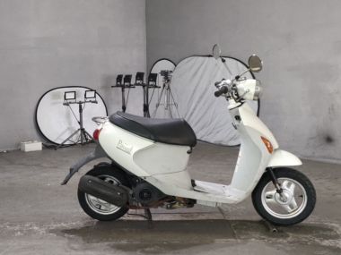 Suzuki Let's4