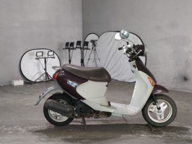 Suzuki Let's4