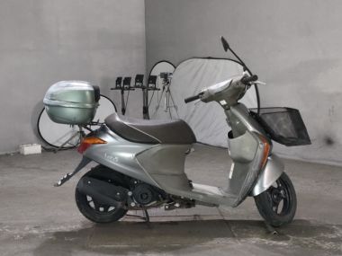 Suzuki Let's5