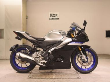 Yamaha Yzf-R15M