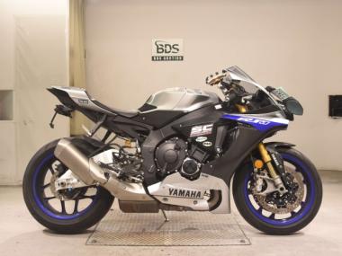 Yamaha Yzf-R1M