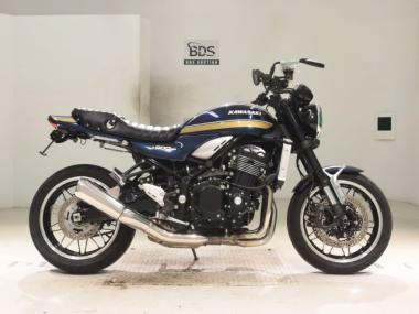 Kawasaki Z900RS
