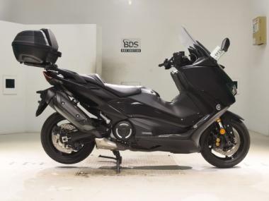 Yamaha T-MAX560T