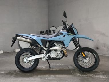 Suzuki Dr-Z4SM
