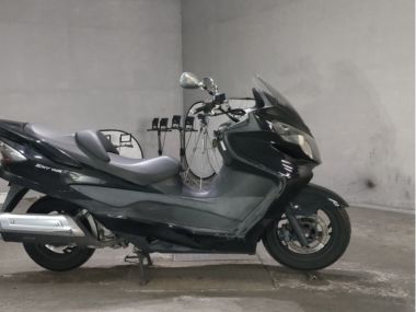 Suzuki Skywave 250s