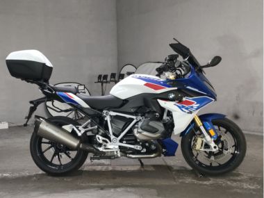 BMW R1250RS