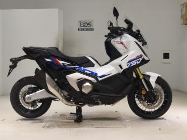 Honda X-ADV750