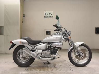 Honda Magna 50