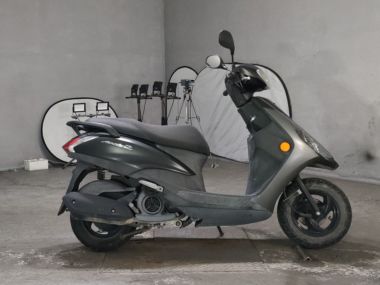 Yamaha Axis Z