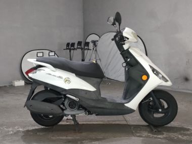Yamaha Axis Z