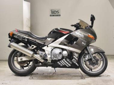 Kawasaki ZZR400