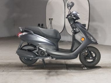 Yamaha Axis Z