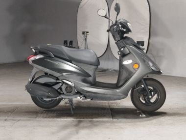 Yamaha Axis Z