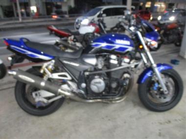 Yamaha XJR1300