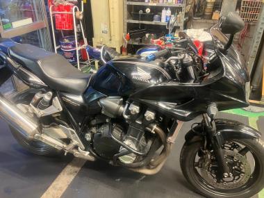 Honda CB1300SF Boldor