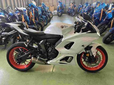 Yamaha Yzf-R7
