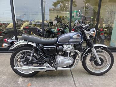 Kawasaki W800