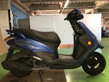 Yamaha Axis Z