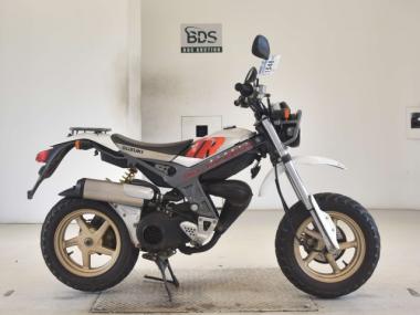 Suzuki TR110S