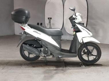 Suzuki Address V110