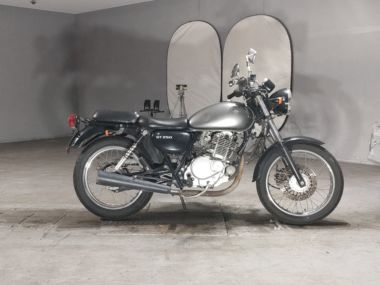 Suzuki ST250