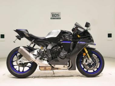 Yamaha Yzf-R1M