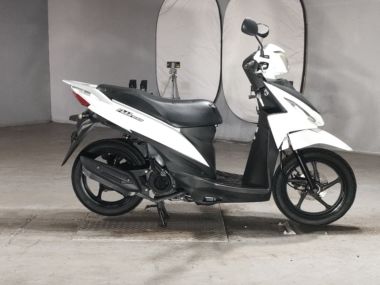 Suzuki Address V110