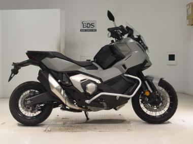Honda X-ADV750