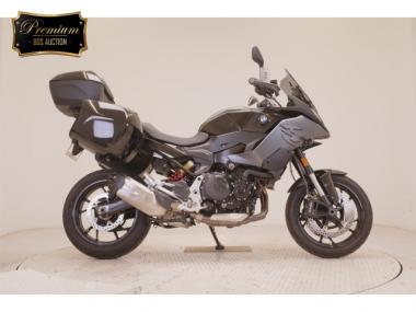 BMW F900XR