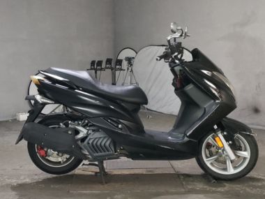 Yamaha S-Max