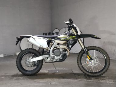 Triumph TF250E