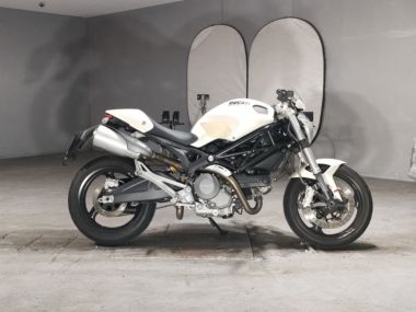 Ducati Monstar 696 Plus