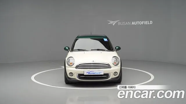 MINI Clubman 2012