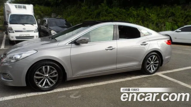 Hyundai Grandeur 2012