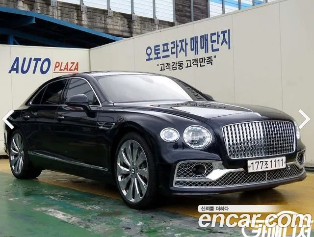 Bentley Flying Spur 2022