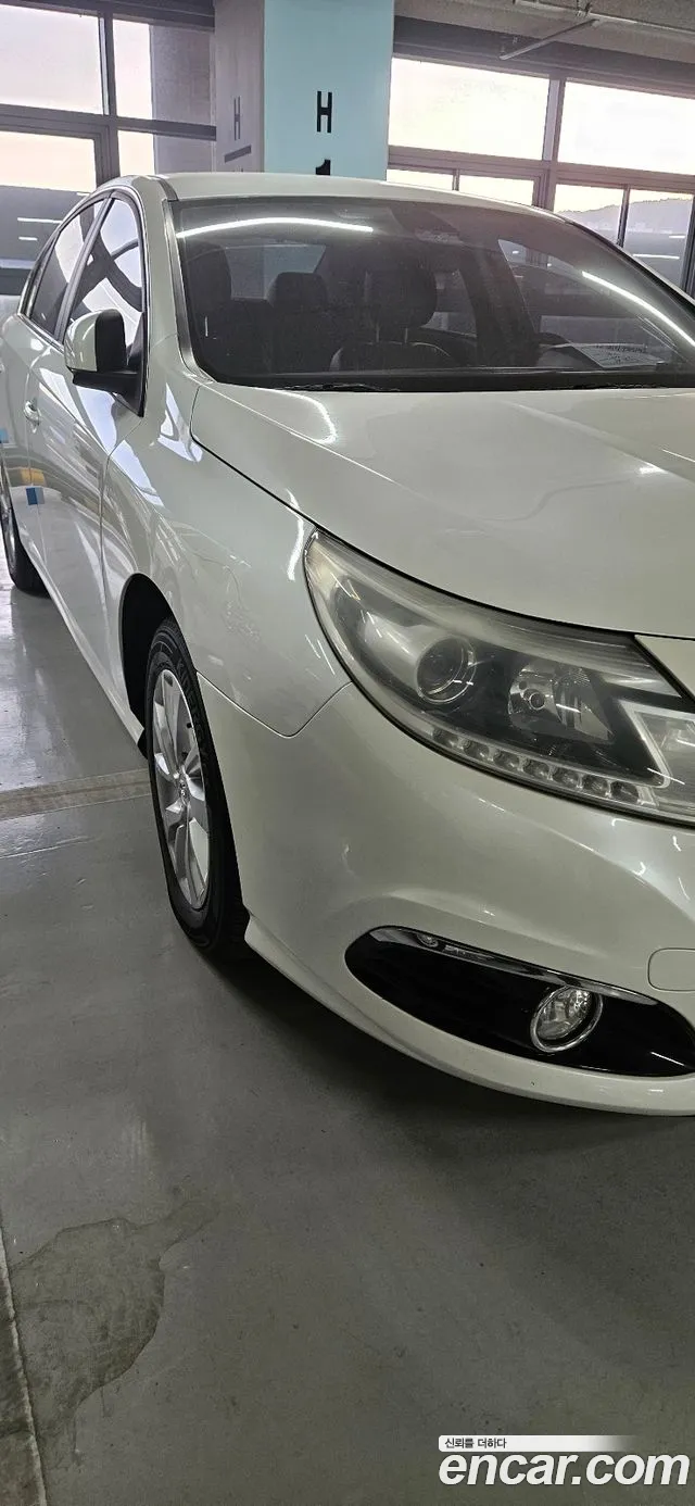 Renault SM5 2012