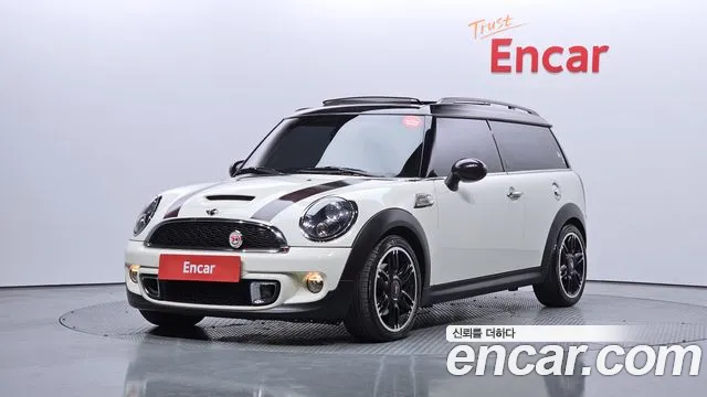 MINI Clubman 2012