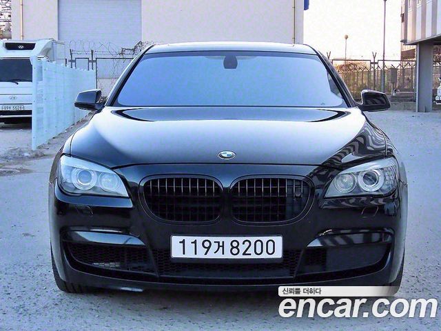 BMW 7-Series 2010