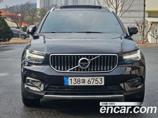 Volvo XC40 2021