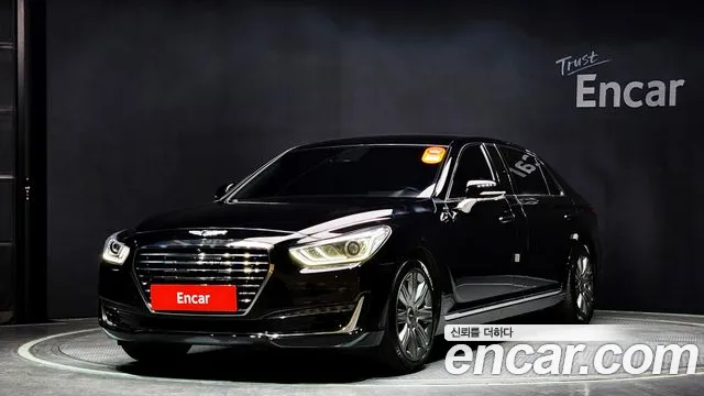 Genesis EQ900 2017