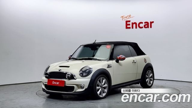 MINI Cooper Convertible 2013