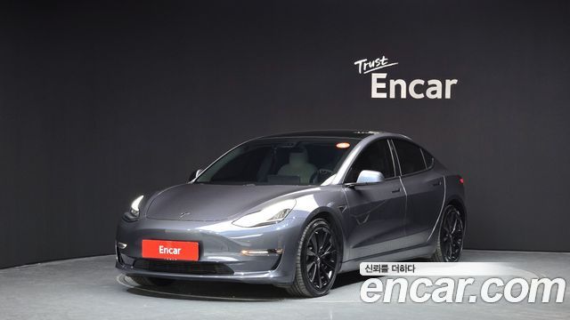 Tesla Model 3 2020